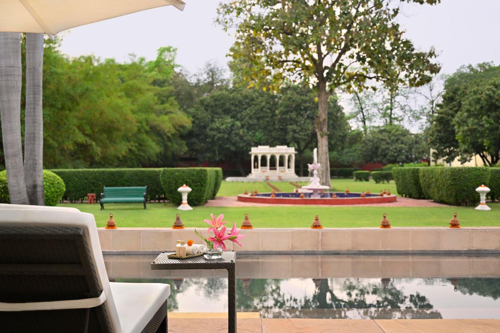 Taj Nadesar Palace Varanasi Eksteriør bilde