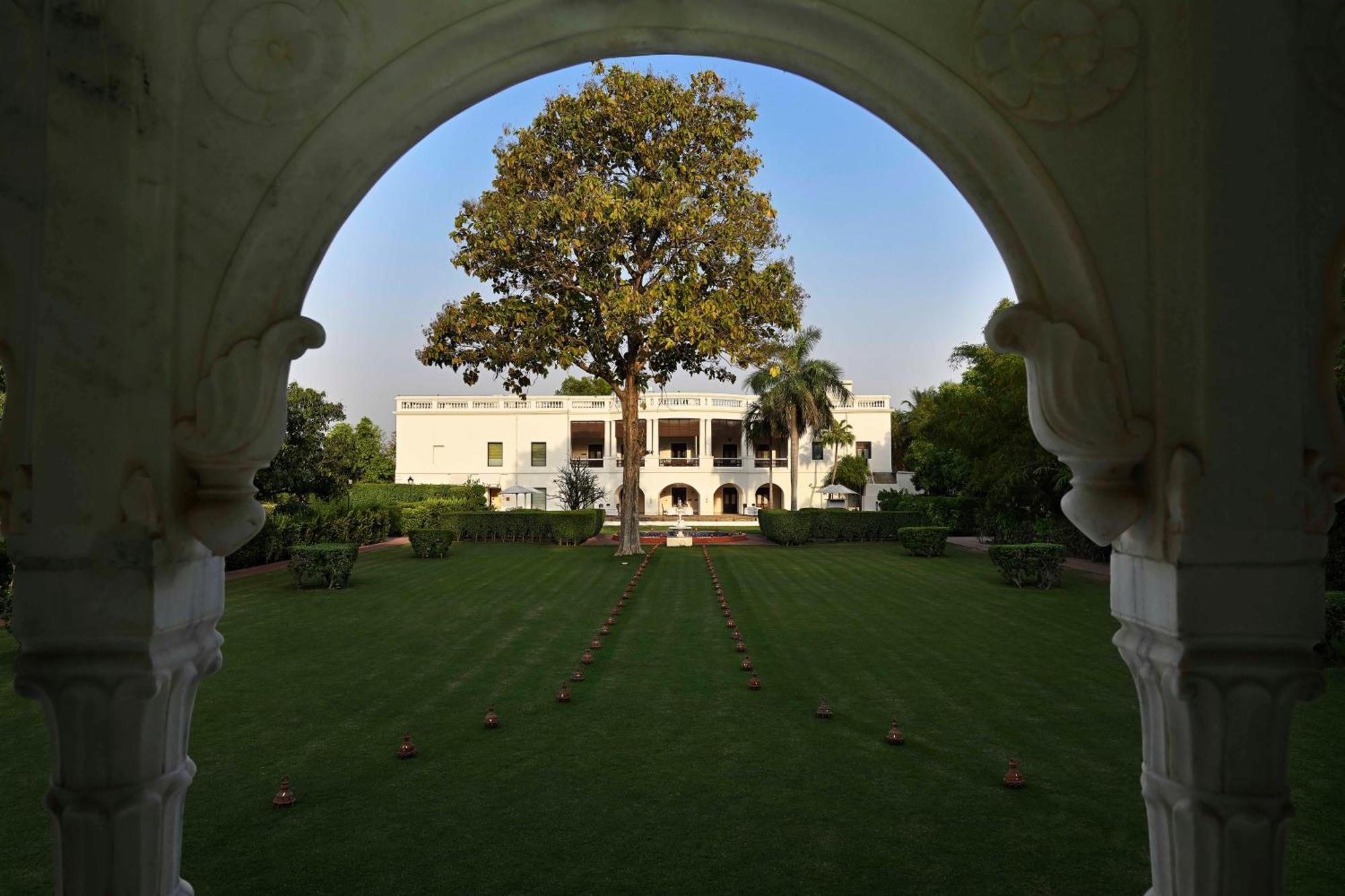 Taj Nadesar Palace Varanasi Eksteriør bilde