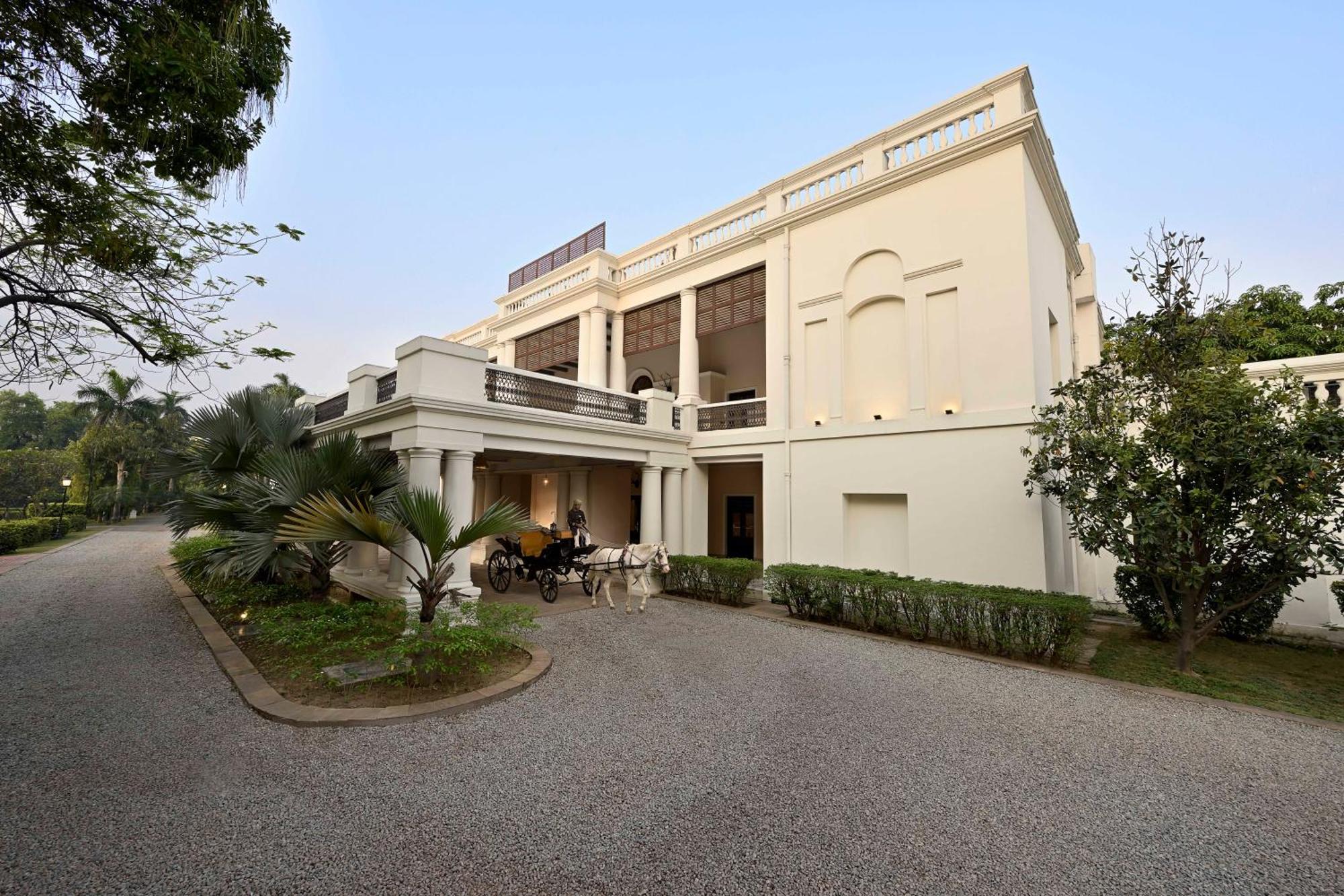 Taj Nadesar Palace Varanasi Eksteriør bilde